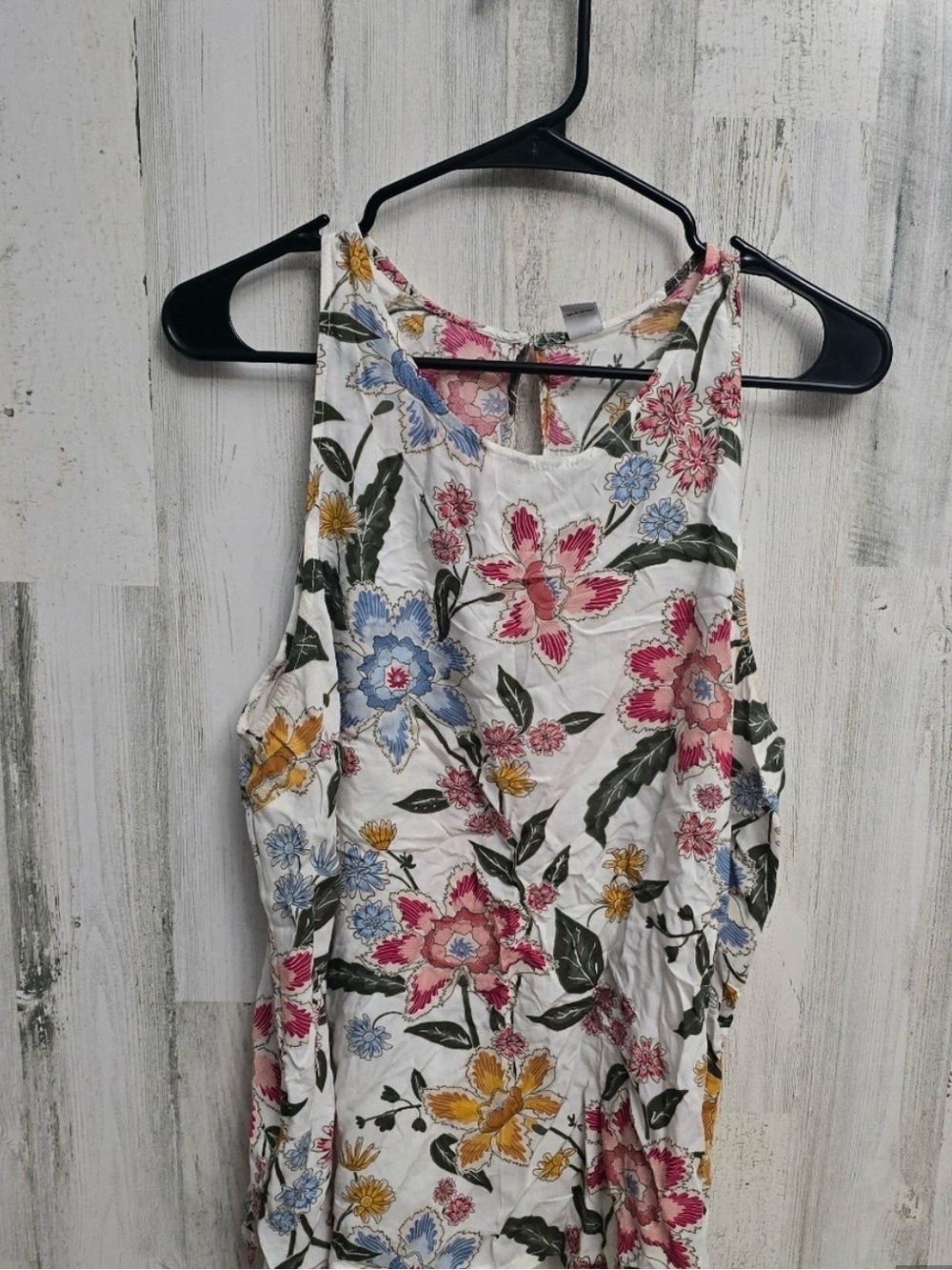 Old Navy Floral Sleeveless Tank Top in White, Pink, Blue & Yellow Womens Size L